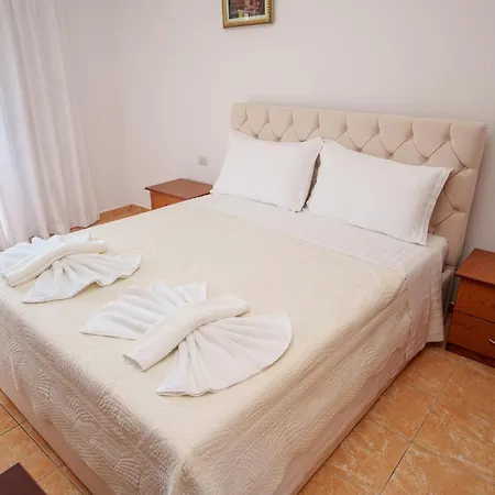 Bed & Breakfast Abiori 2