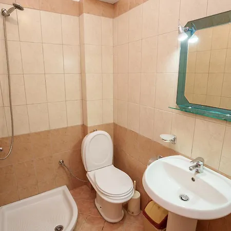 Abiori 2 Bed & Breakfast Ksamil